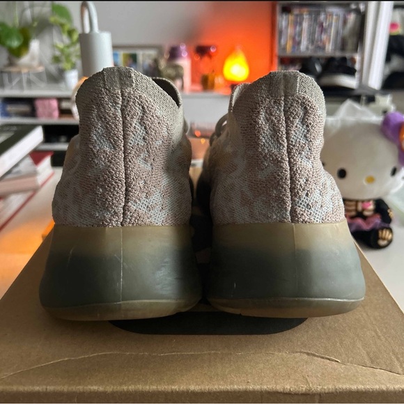 Yeezy Boost 380 ‘Pepper’ - Picture 2 of 5